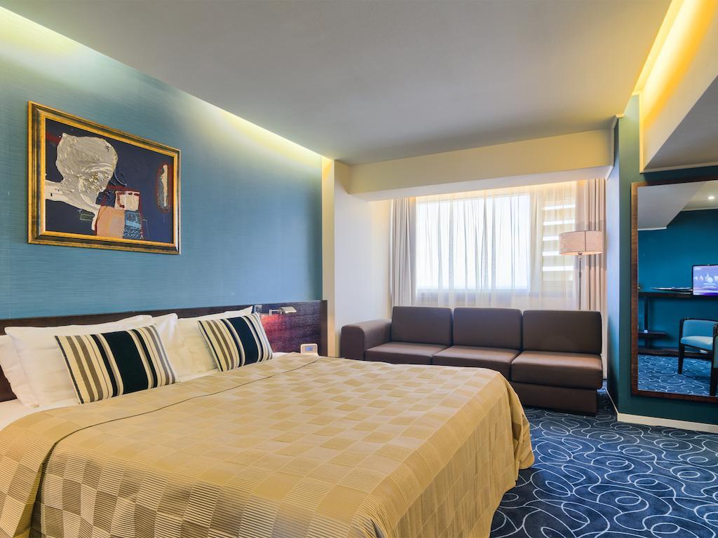 Vega Hotel Mamaia Chambre photo A room at the hotel