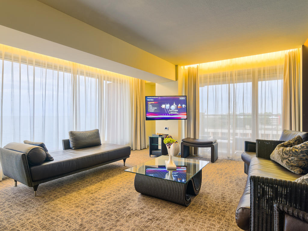 Vega Hotel Mamaia Chambre photo Living room